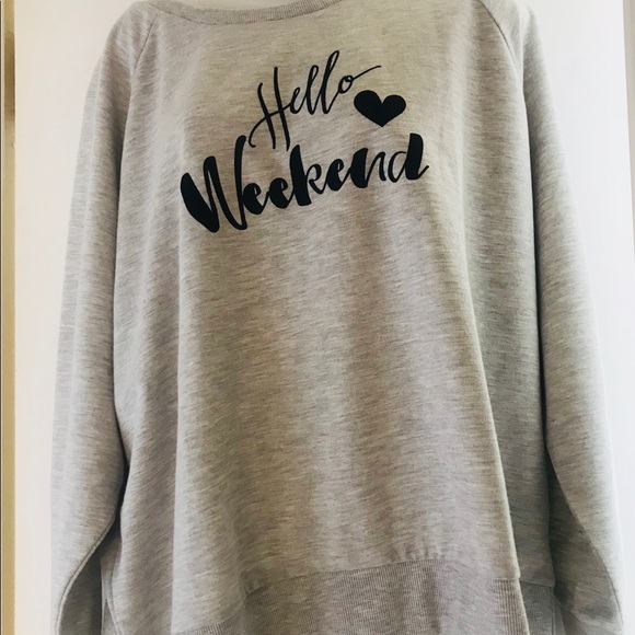 charlie Paige Tops - Charlie Paige “Hello Weekend” Slouchy Sweatshirt